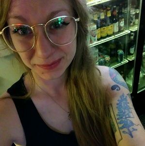 Meet your Posher, Katy